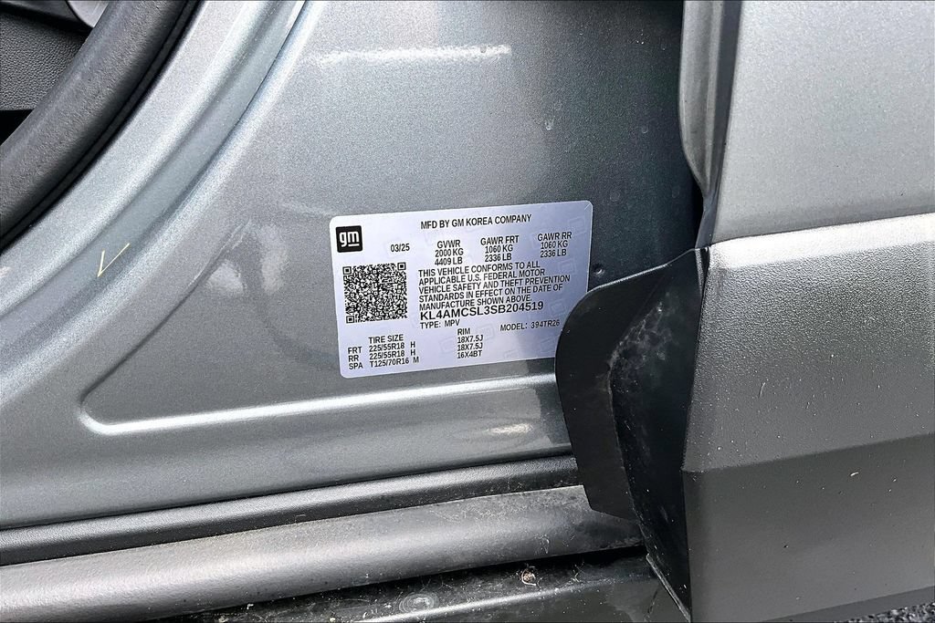 Used 2025 Buick Encore GX Preferred AWD/4WD image 18