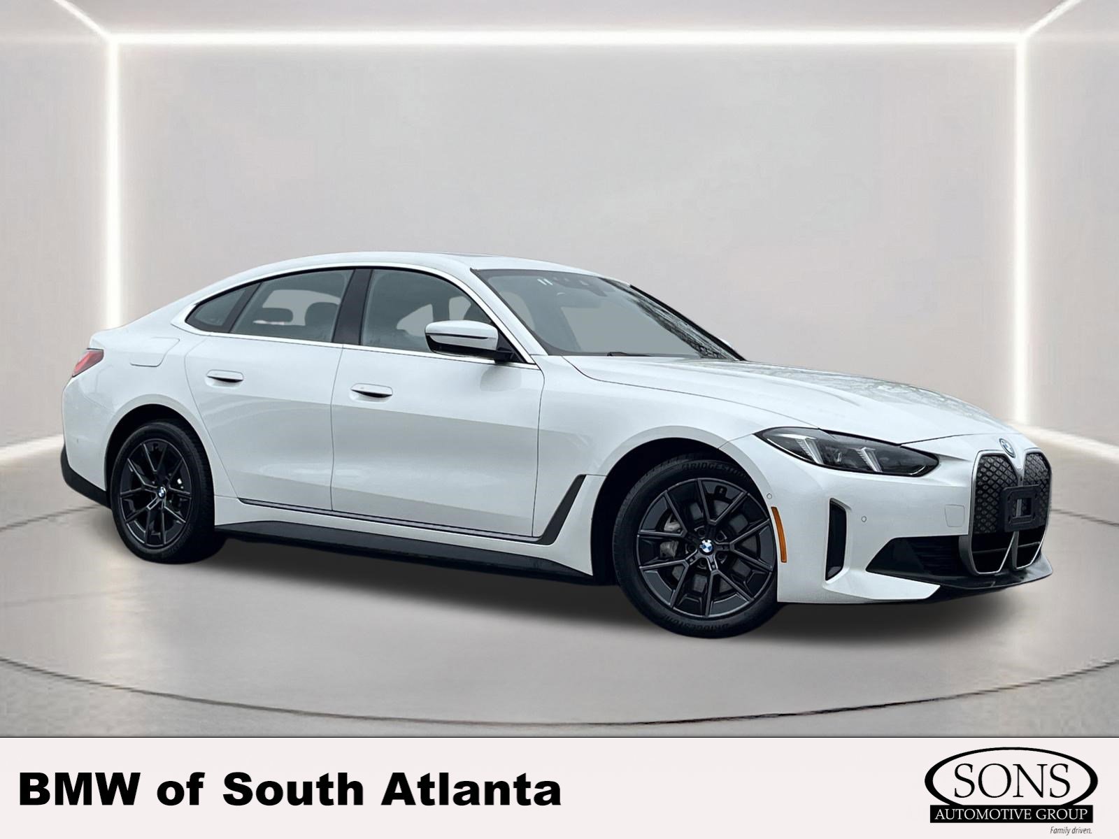 Used 2025 BMW i4 xDrive40i image 1