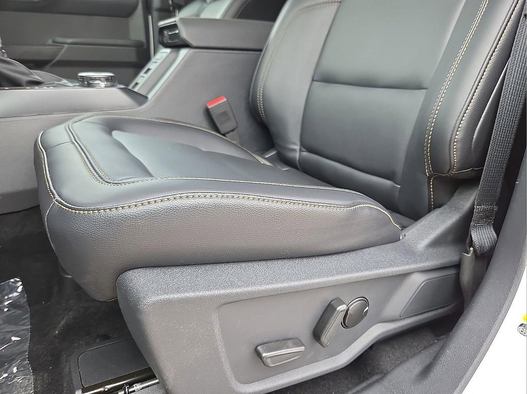 New 2026 Ford Bronco Badlands image 15