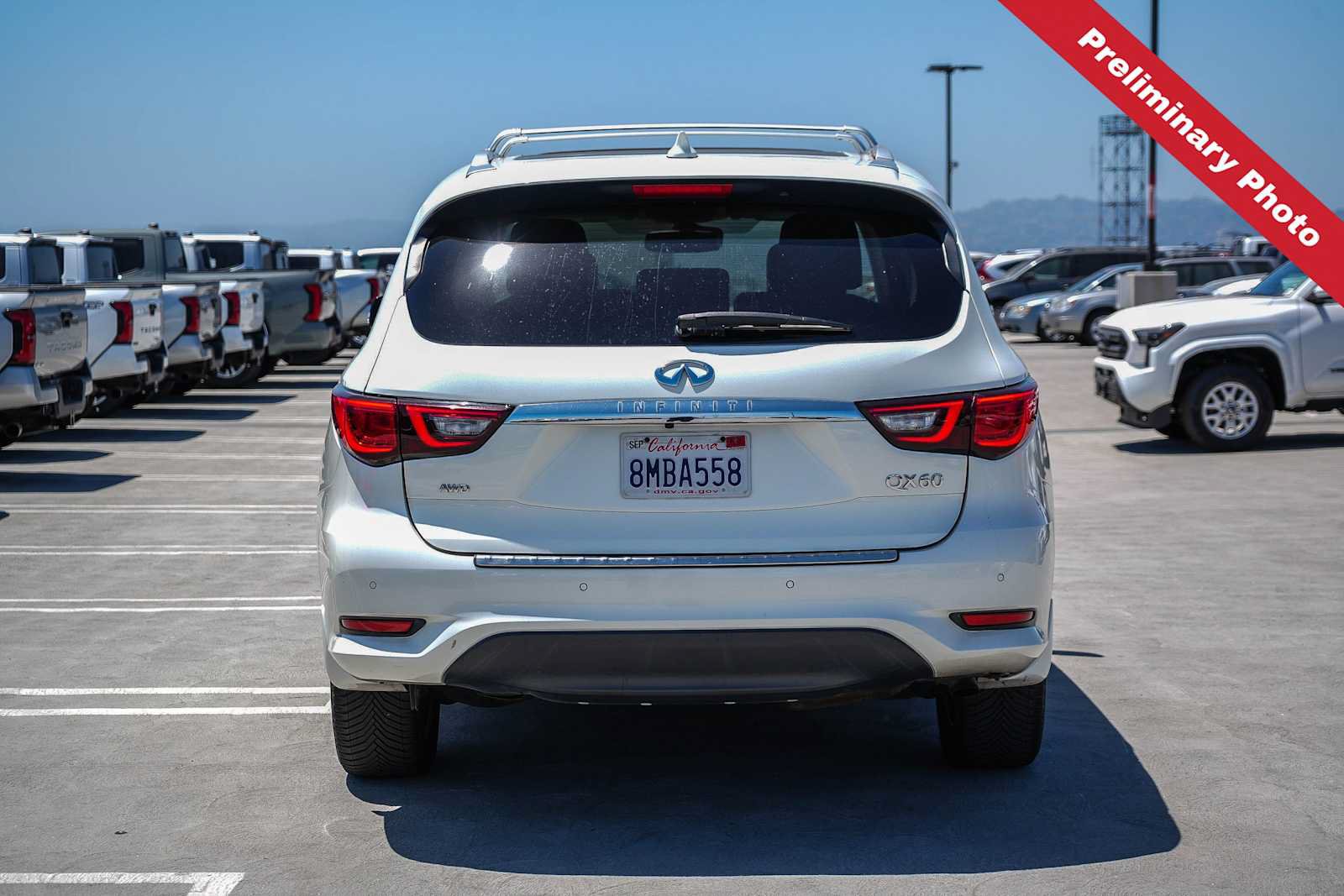 Used 2019 INFINITI QX60 Luxe w/ Sensory Package AWD/4WD image 7
