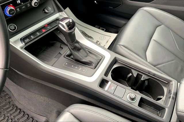 Used 2023 Audi Q3 2.0T Premium Plus w/ Premium Plus Package image 25