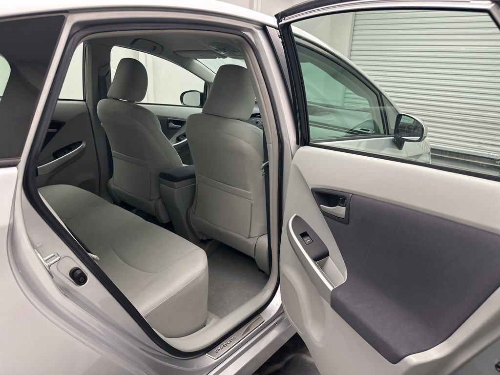 Used 2010 Toyota Prius Three image 7