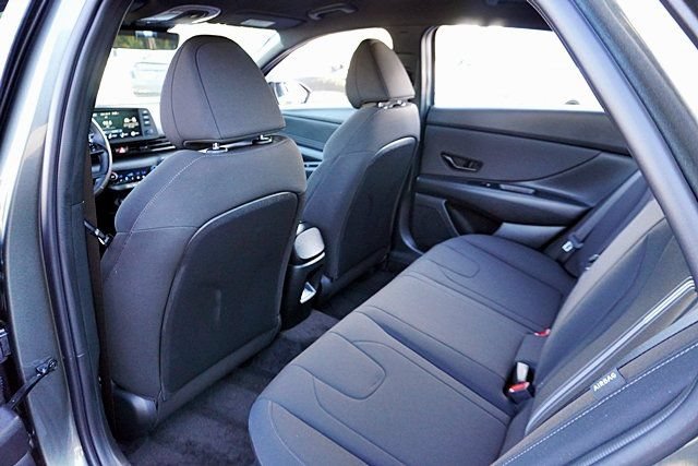 Certified 2026 Hyundai Elantra Sport FWD image 16
