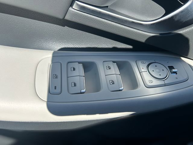 Certified 2025 Hyundai Sonata SEL FWD image 34