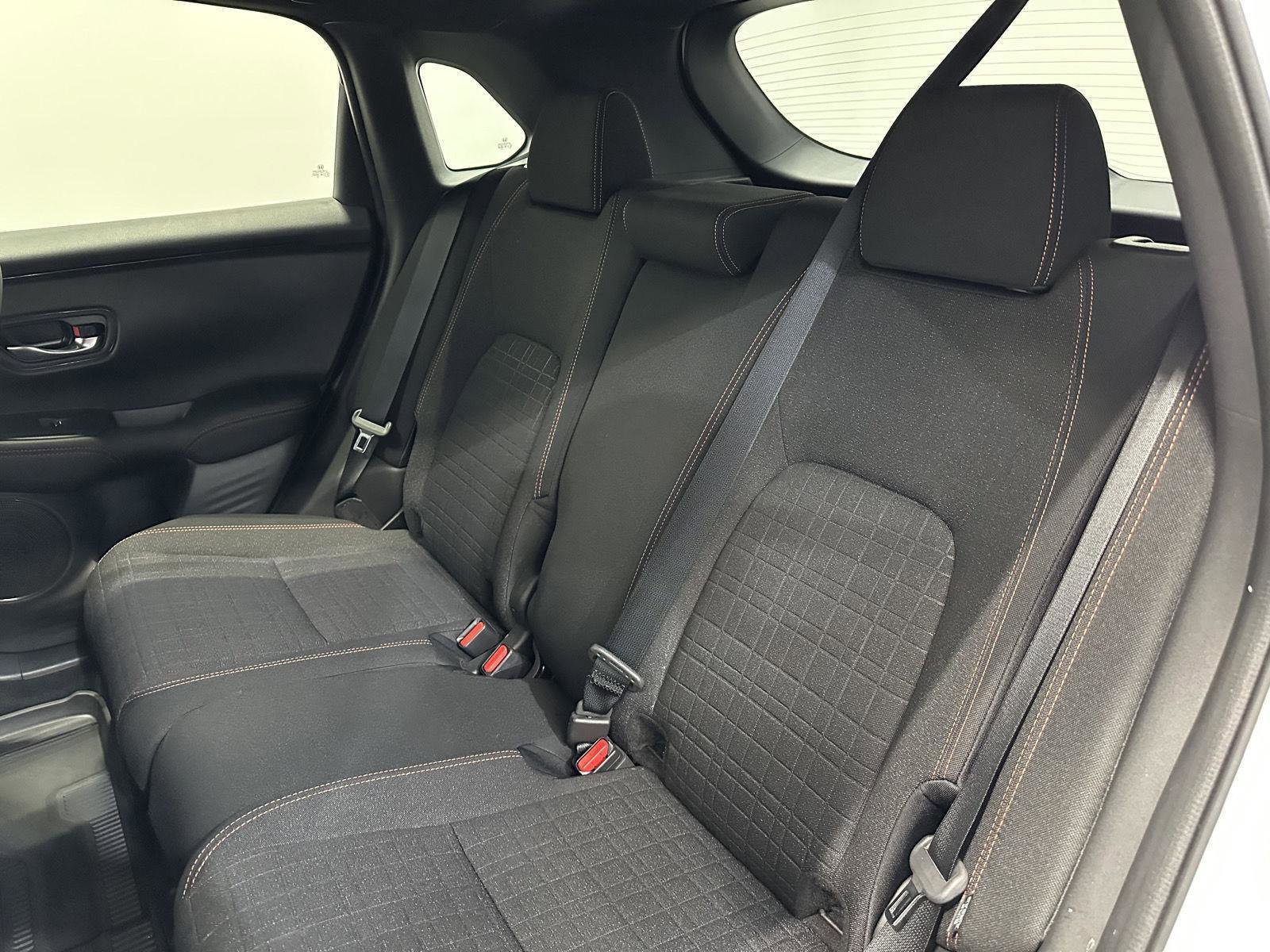 Certified 2025 Honda HR-V Sport image 27