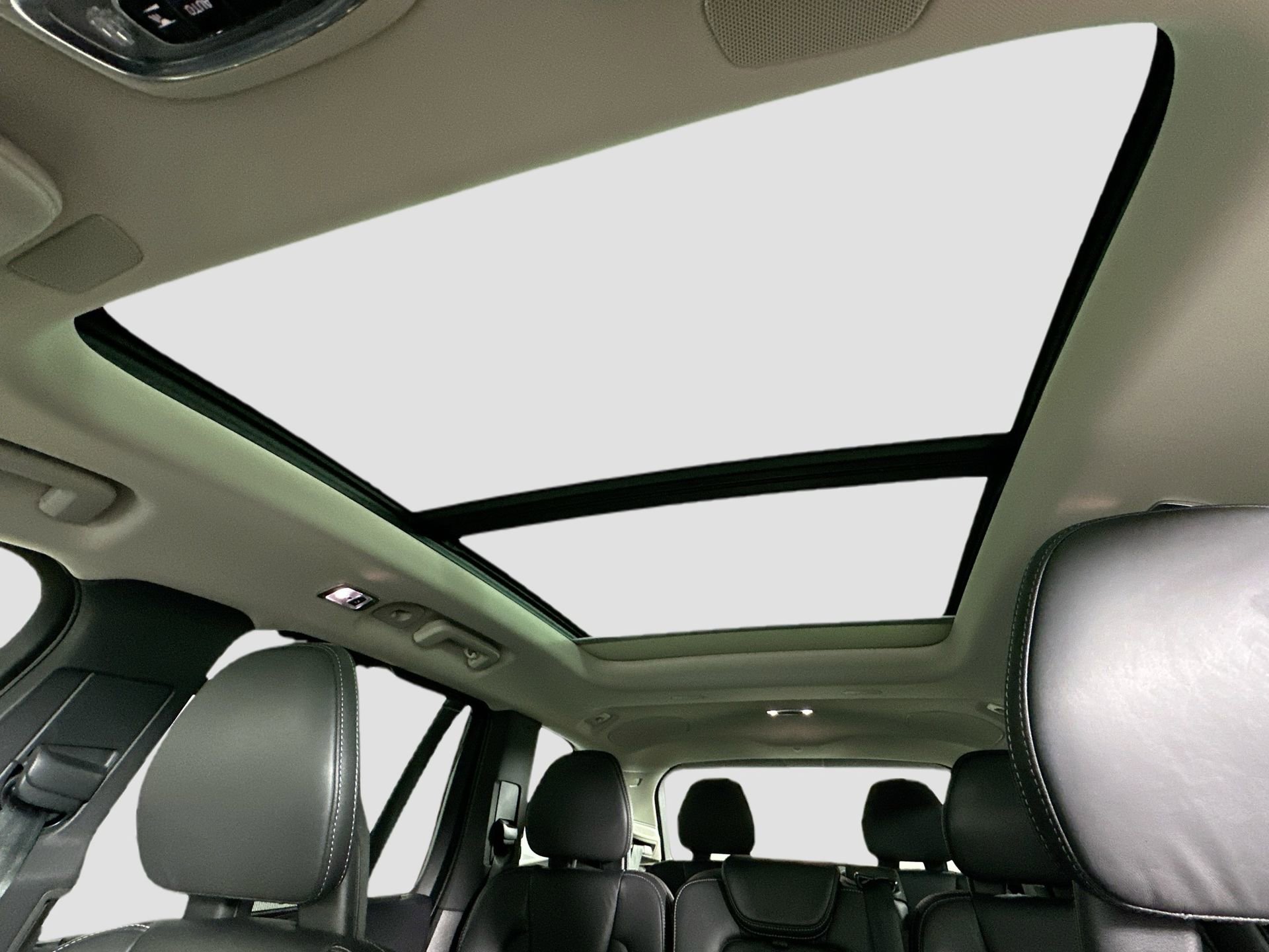 Used 2021 Volvo XC90 T8 Inscription Expression image 23