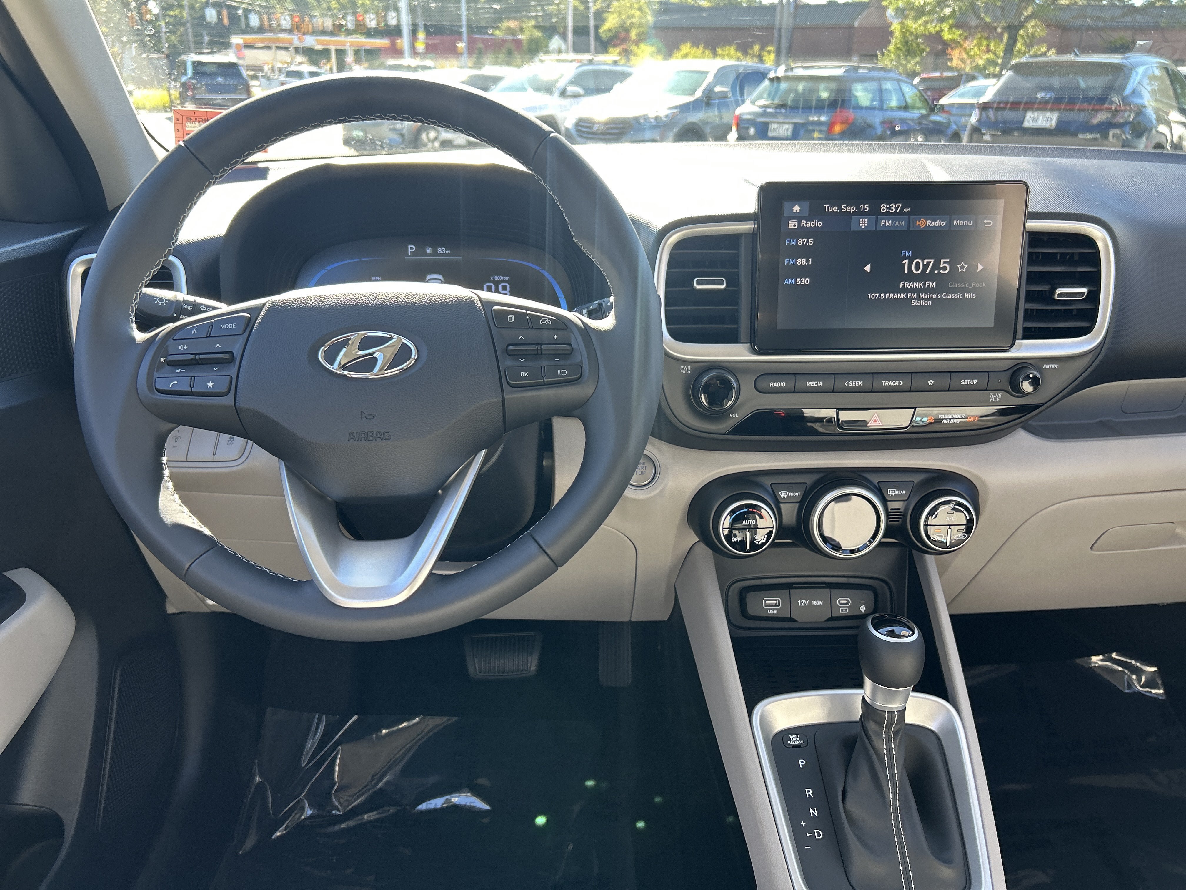 New 2026 Hyundai Venue SEL FWD image 19