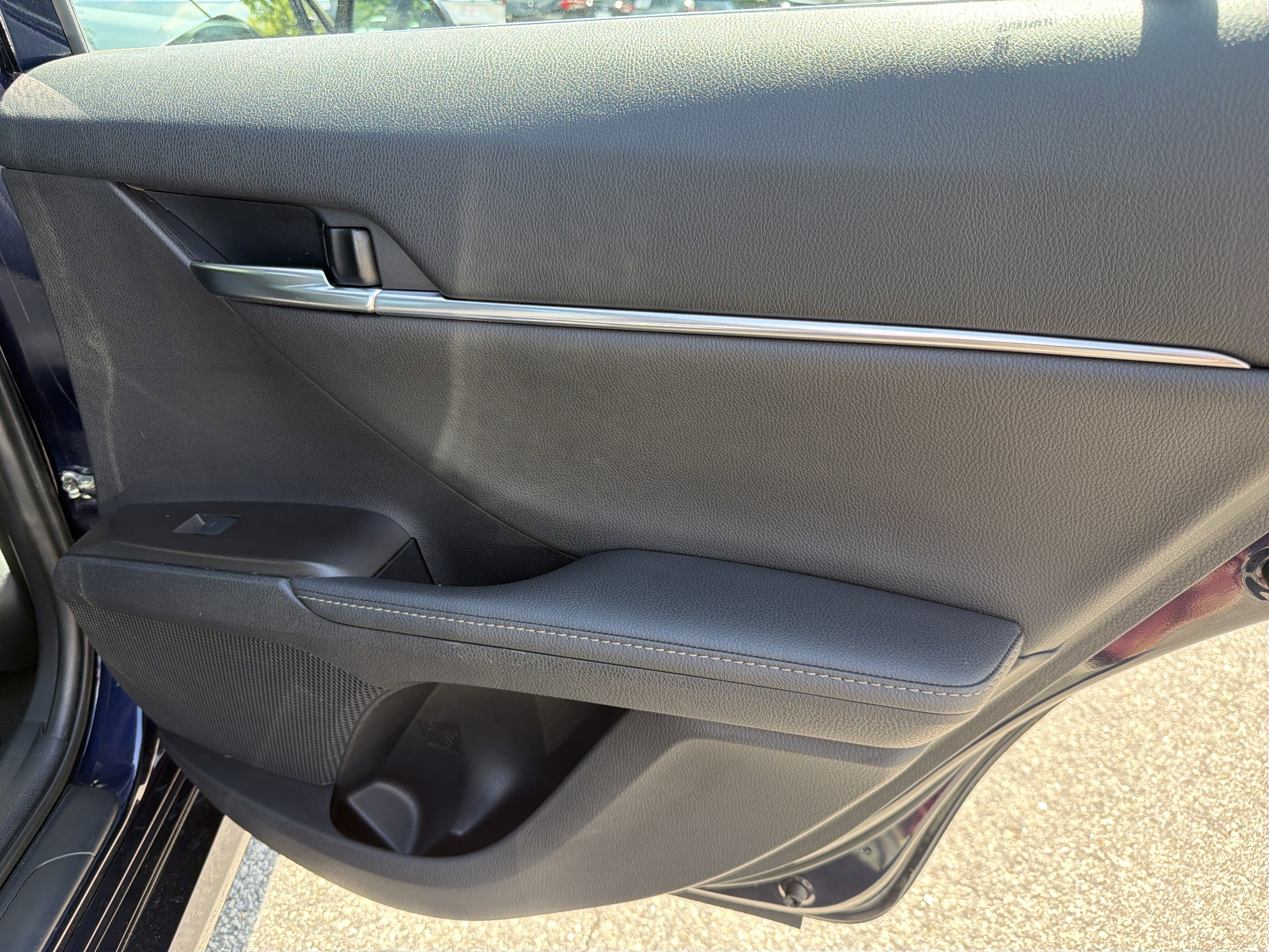 Certified 2021 Toyota Camry XLE image 28