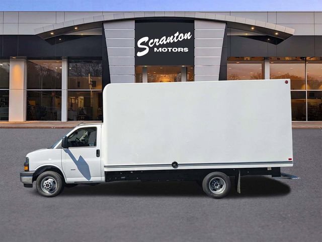 New 2024 GMC Savana 3500 Extended w/ Power Convenience Package RWD image 8