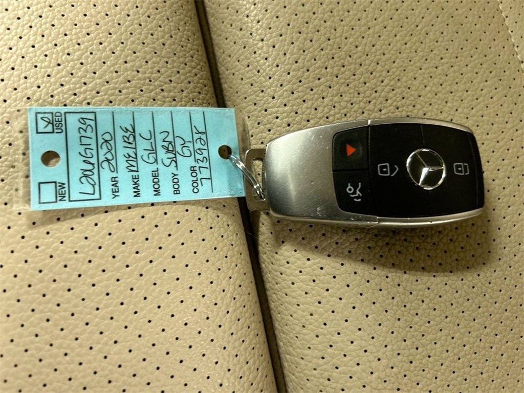 Used 2020 Mercedes-Benz GLC 300 4MATIC image 12