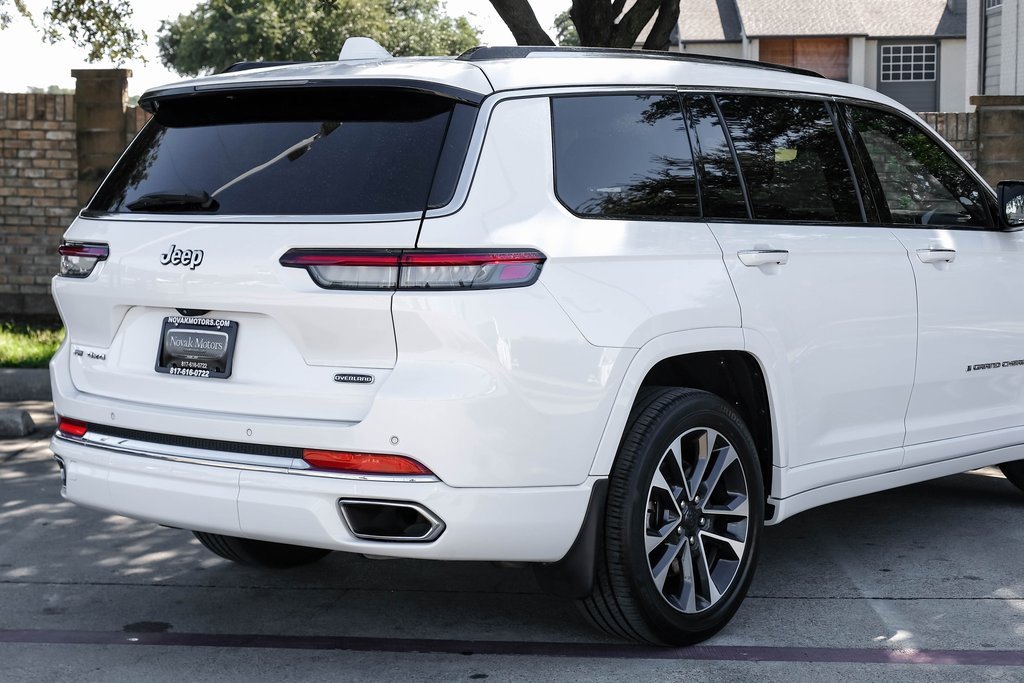 Used 2022 Jeep Grand Cherokee L Overland w/ MOPAR Finishing Package image 16