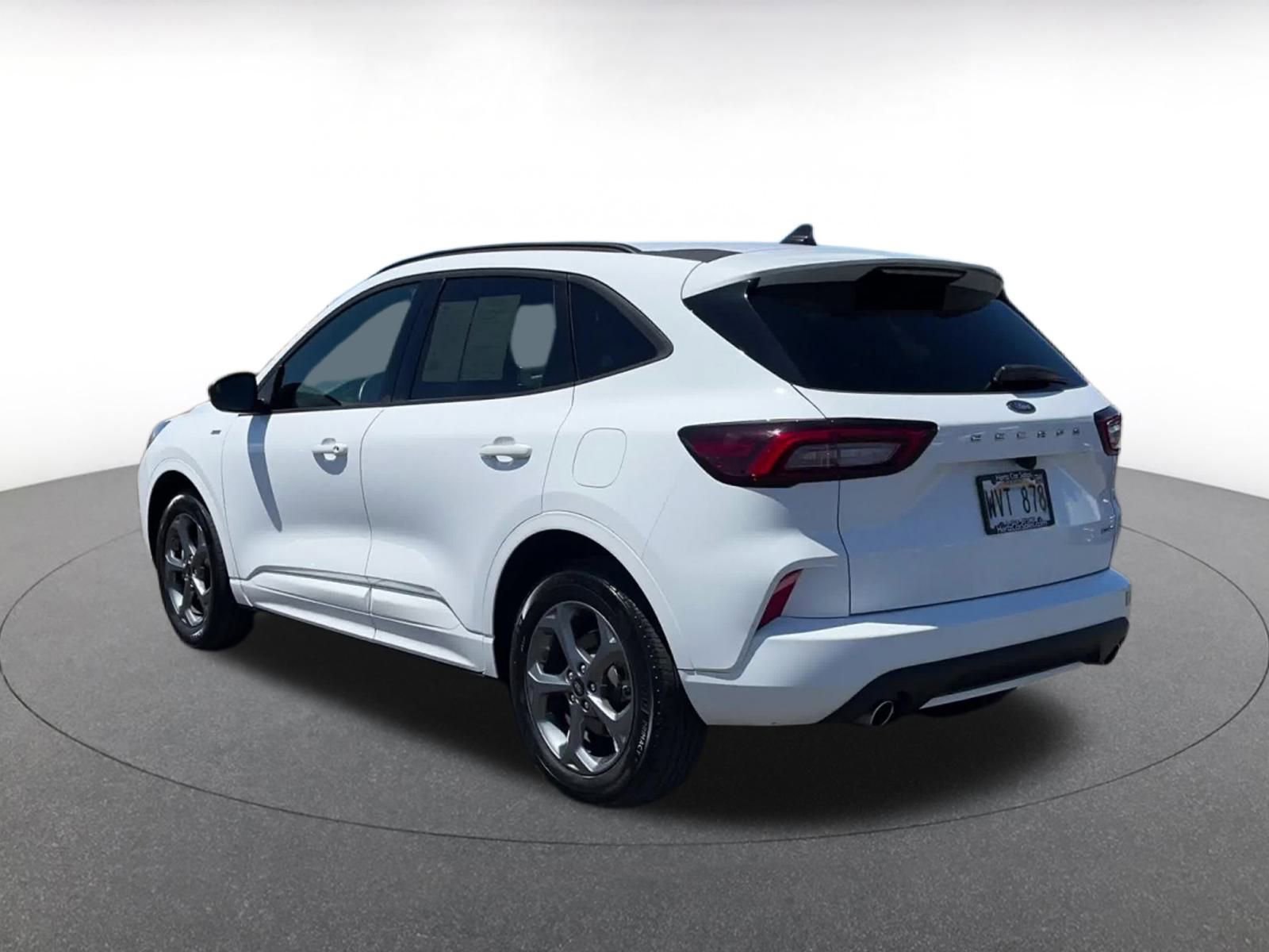 Used 2023 Ford Escape ST-Line image 10