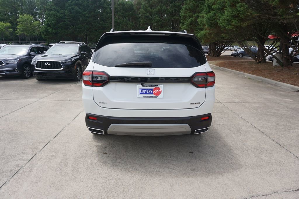 Used 2024 Honda Pilot Touring image 24