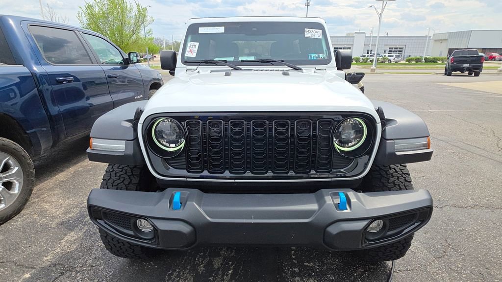 Used 2024 Jeep Wrangler Unlimited image 7