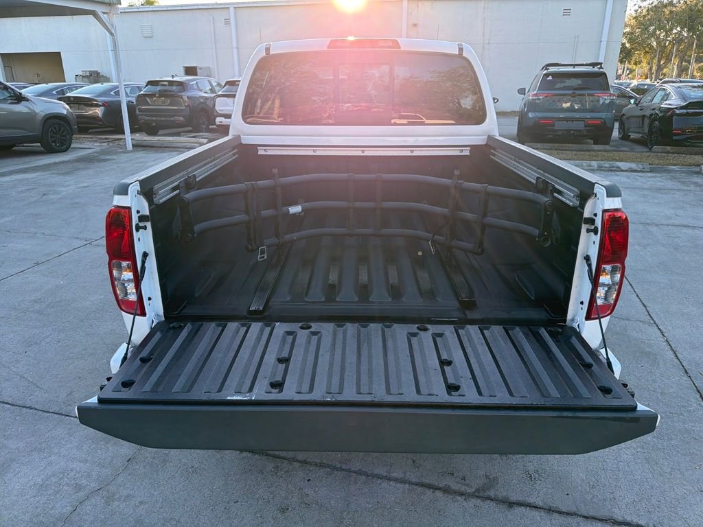 Used 2020 Nissan Frontier SV w/ Midnight Edition Floor Mats image 31