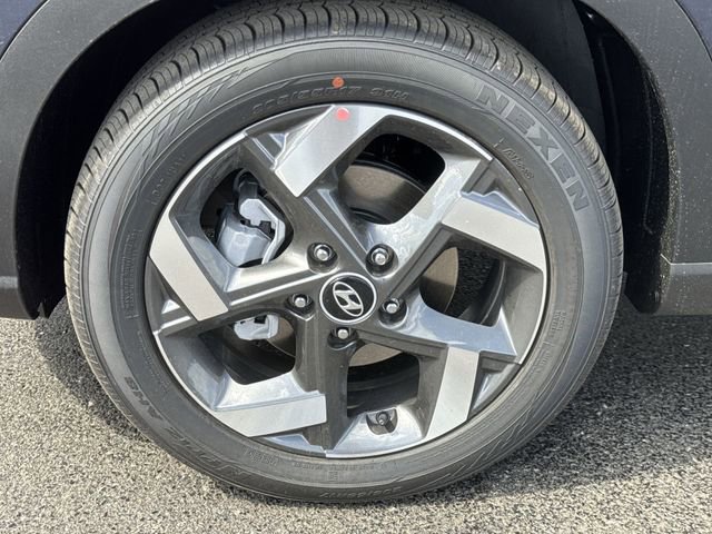 New 2026 Hyundai Venue SEL FWD image 17