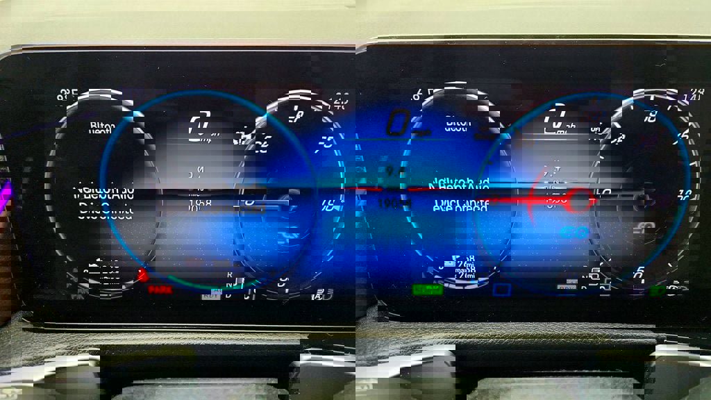 Used 2023 Mercedes-Benz EQB 250+ w/ Exclusive Package image 13