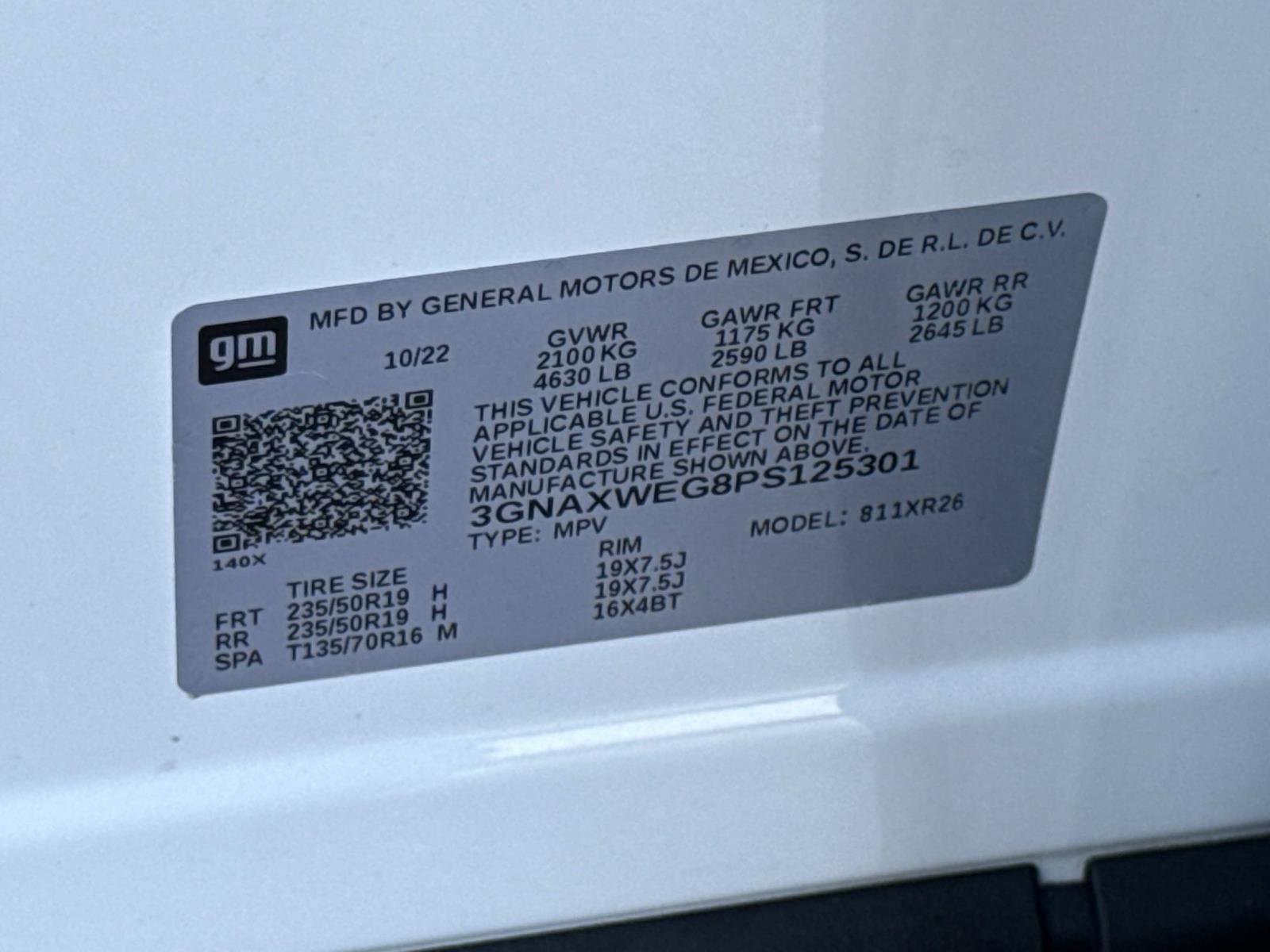 Used 2023 Chevrolet Equinox RS w/ RS Leather Package image 30