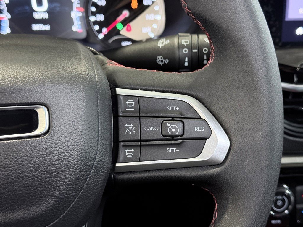 Used 2024 Jeep Compass Trailhawk image 33