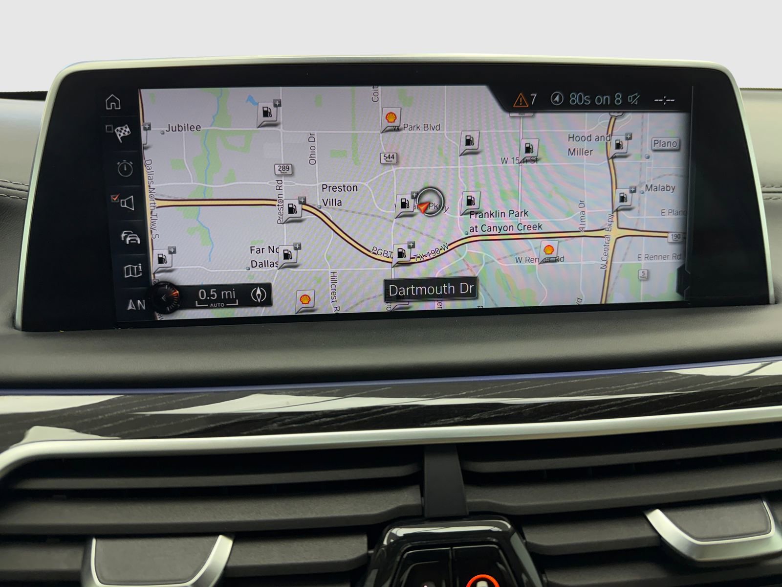 Used 2017 BMW 750i image 27