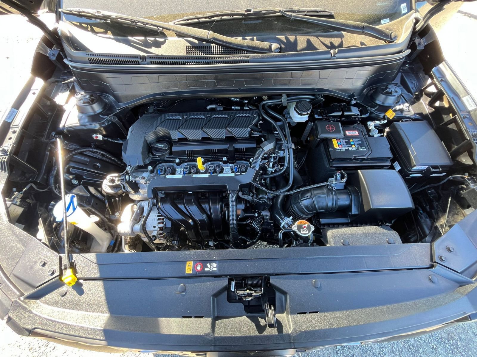 Used 2025 Hyundai Venue SEL FWD image 31