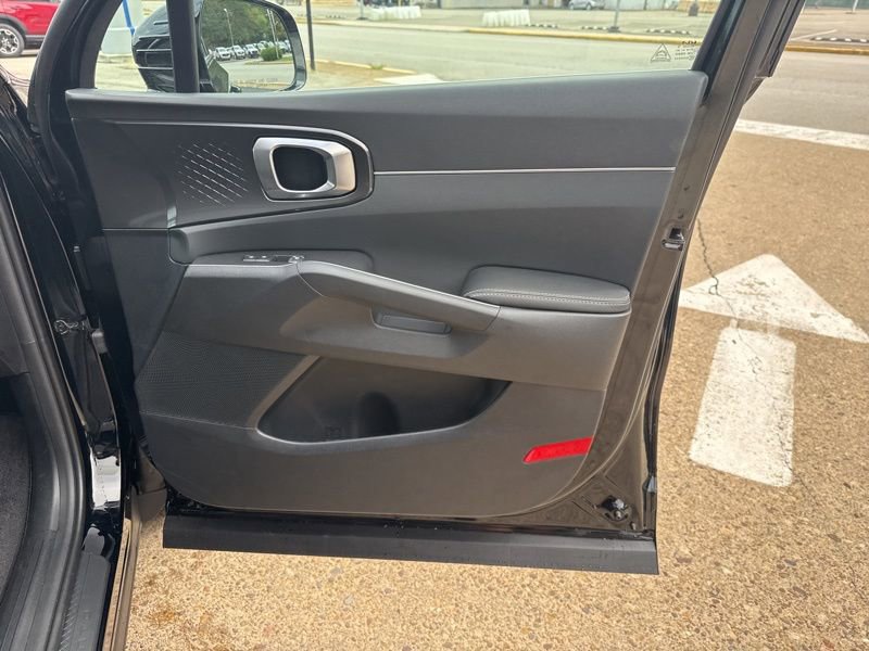 New 2026 Kia Sorento S w/ S Panoramic Sunroof Package image 18