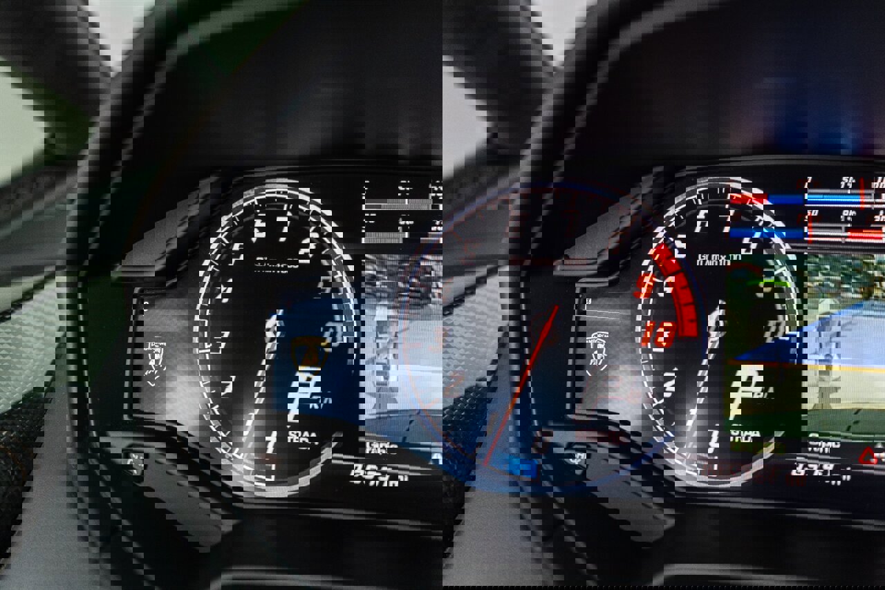 Used 2017 Lamborghini Huracan LP 610-4 AWD/4WD image 70