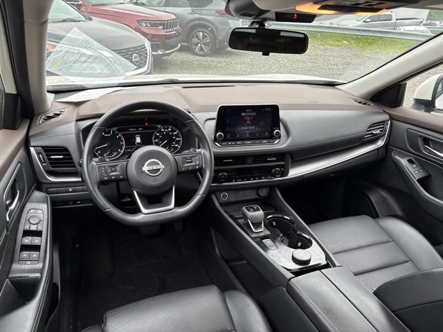 Certified 2023 Nissan Rogue SV w/ SV Premium B Package AWD/4WD image 11