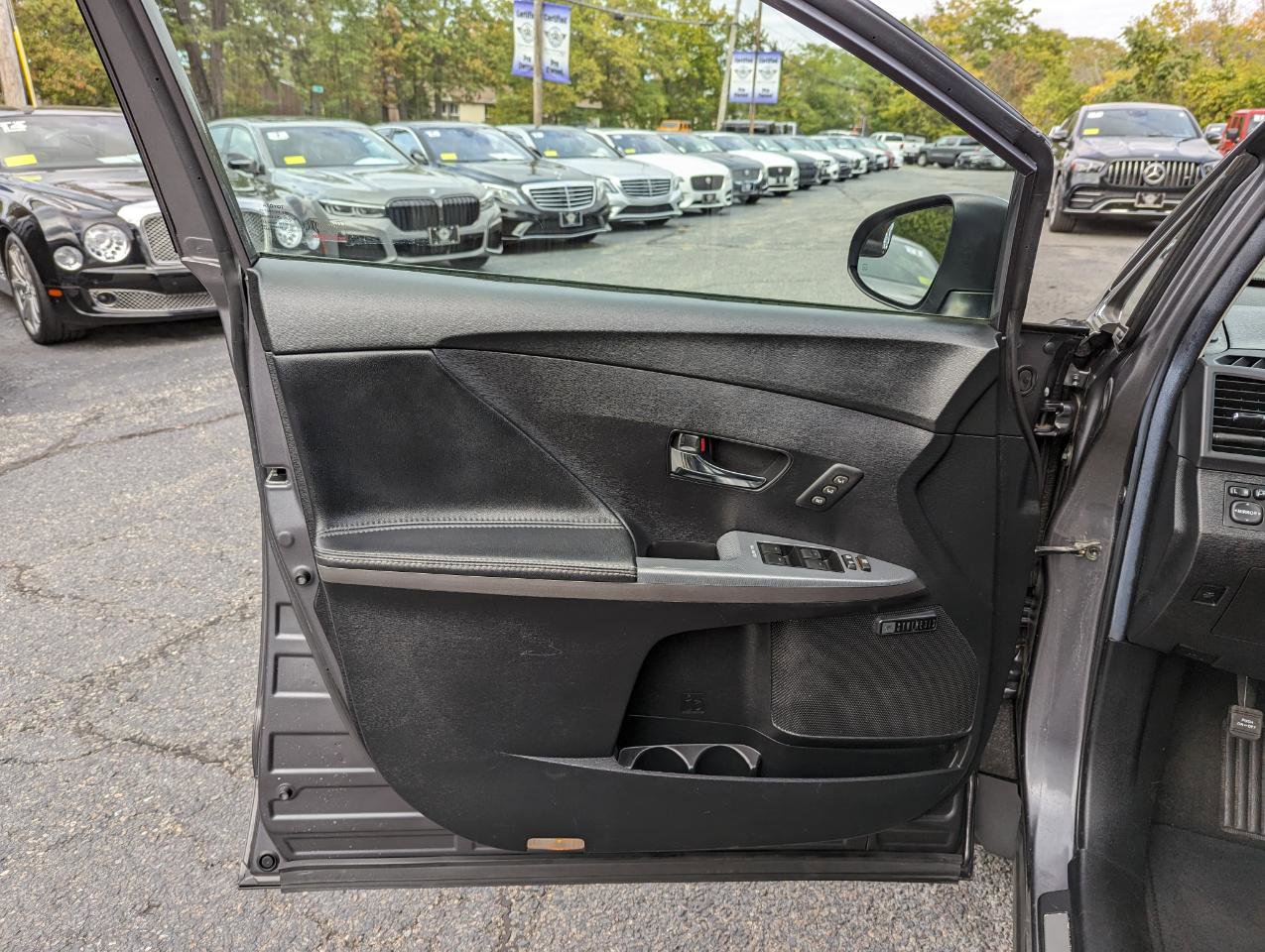 Used 2014 Toyota Venza Limited w/ Tow Prep Package AWD/4WD image 11