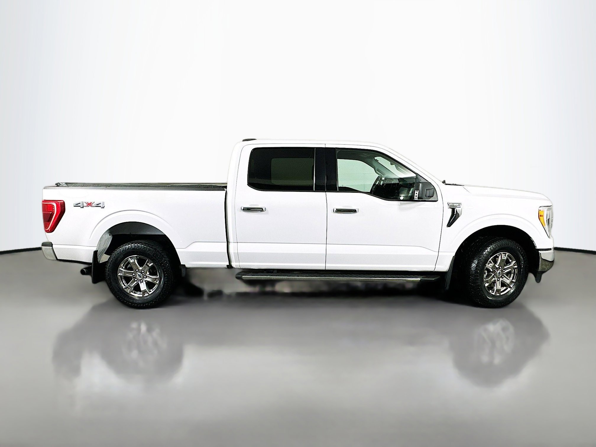 Used 2021 Ford F150 XLT w/ Equipment Group 302A High AWD/4WD image 8