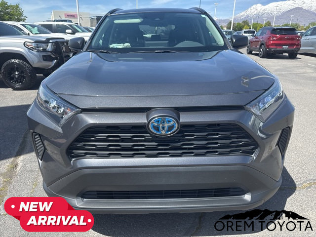 Used 2020 Toyota RAV4 LE w/ Carpet Mat Package AWD/4WD image 2