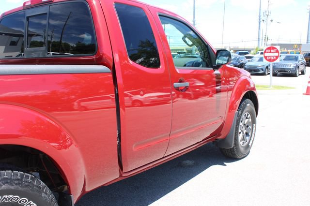 Used 2018 Nissan Frontier Desert Runner RWD image 38