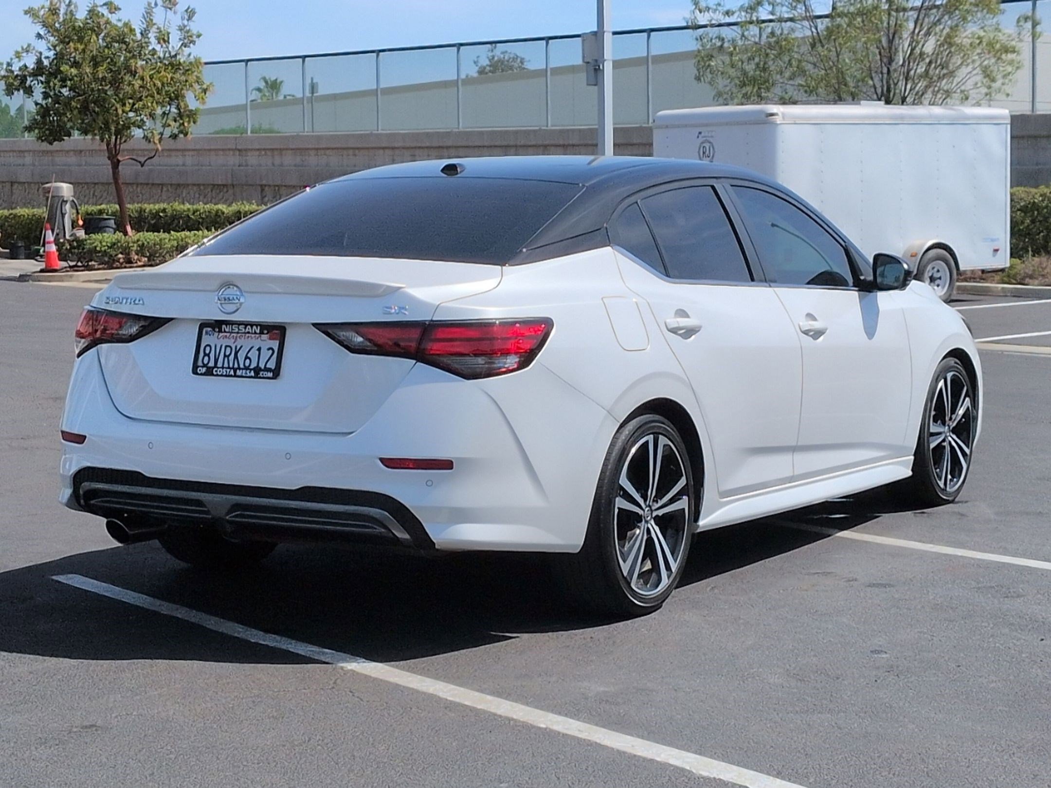 Used 2020 Nissan Sentra SR w/ Premium Package image 10