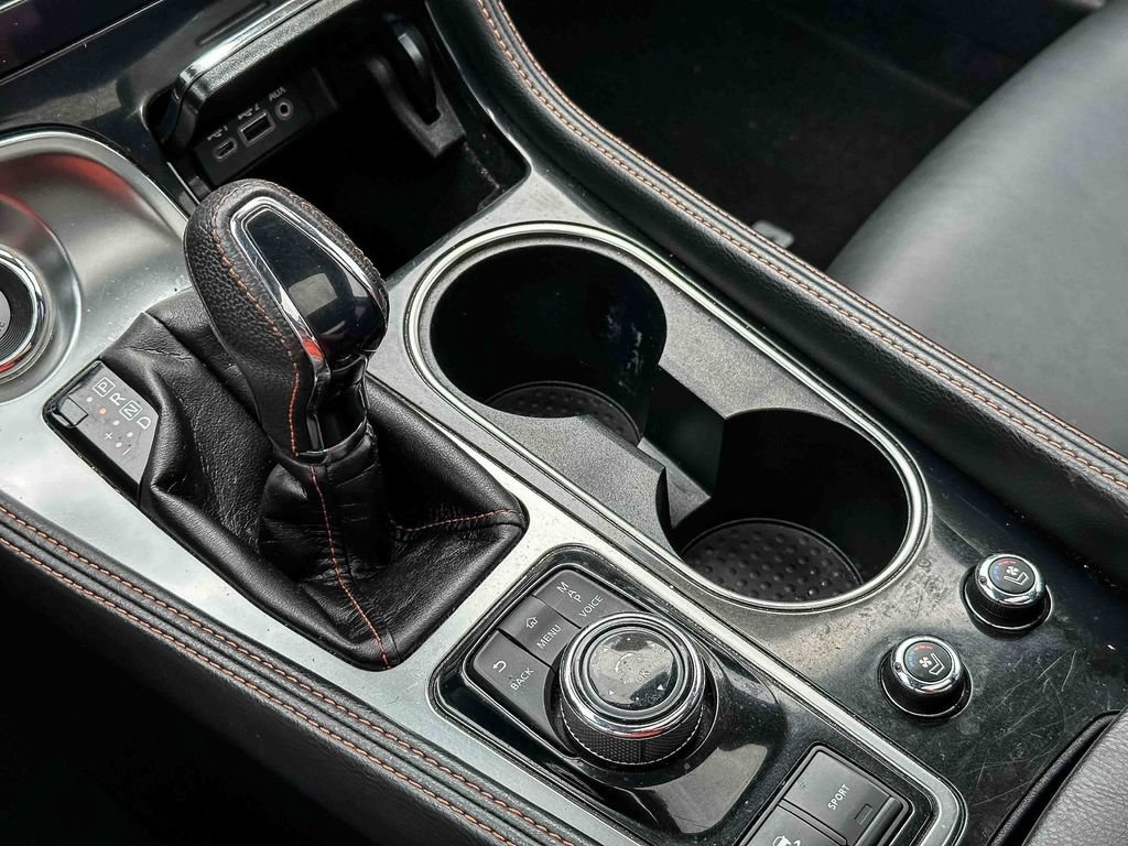 Used 2020 Nissan Maxima SR w/ Sport Mat Group FWD image 35