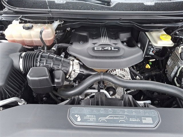 Used 2022 Jeep Grand Wagoneer Series III w/ Rear Seat Video Group 1 image 28