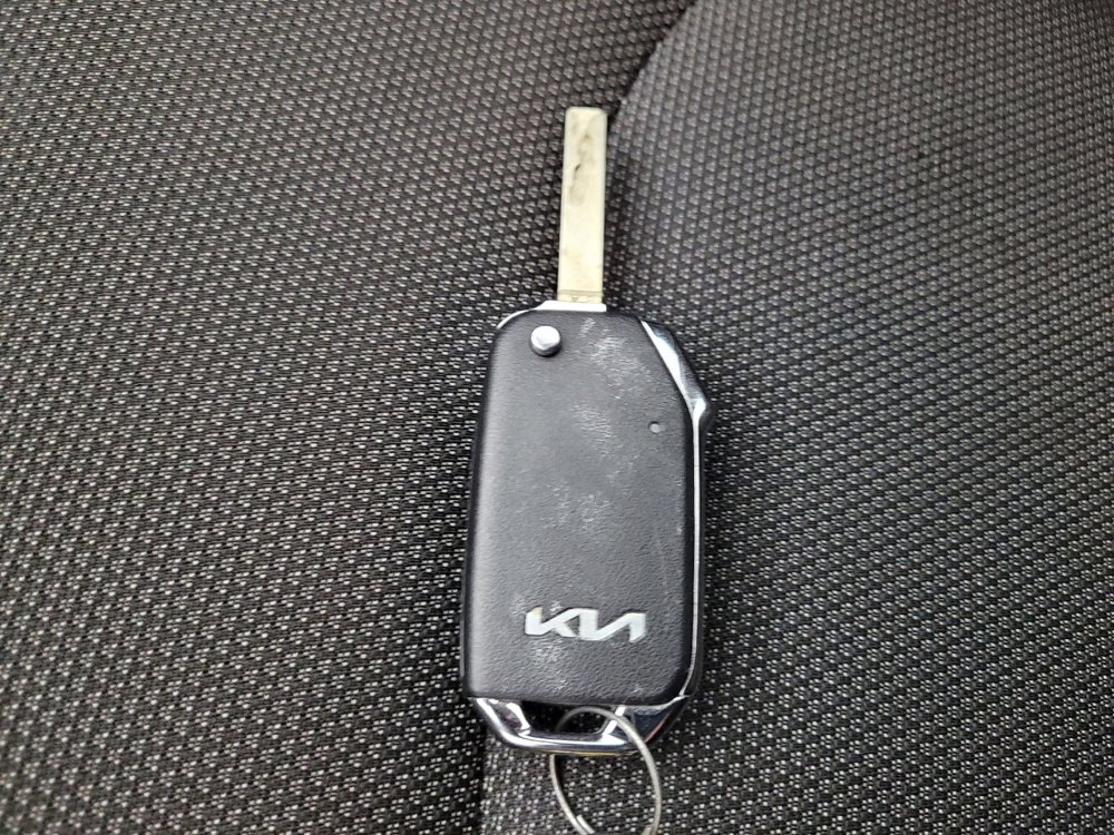Used 2024 Kia Forte LXS FWD image 32