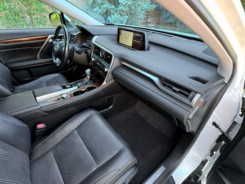 Used 2018 Lexus RX 350L AWD image 35