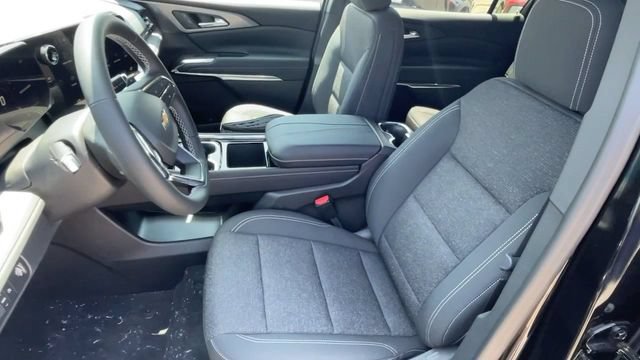 New 2026 Chevrolet Traverse LT w/ LPO, Floor Liner Package FWD image 12