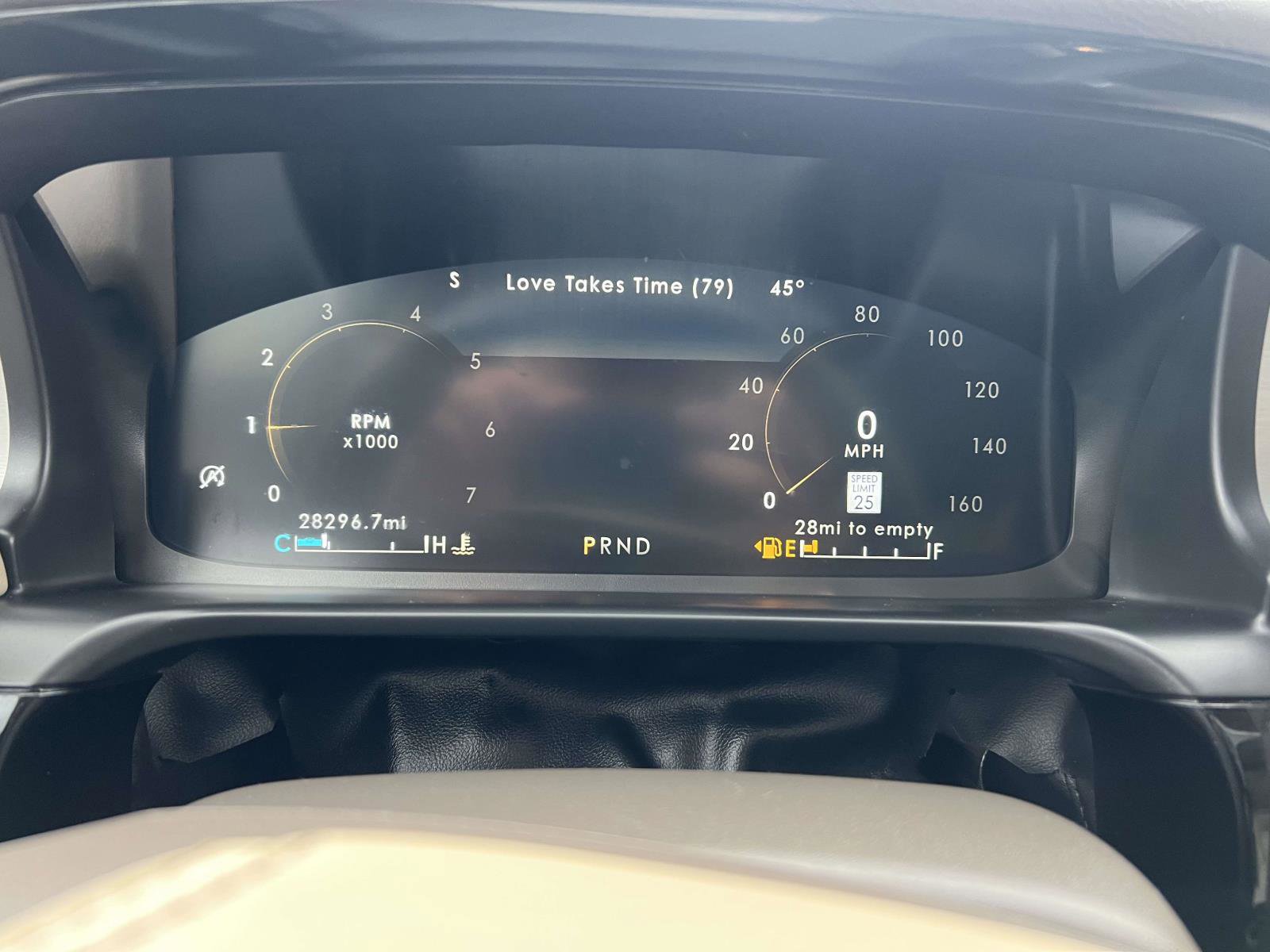 Used 2022 Lincoln Aviator Standard w/ Premium Package image 26