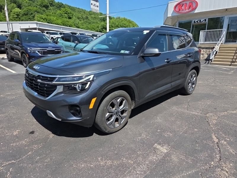 Used 2024 Kia Seltos S AWD/4WD image 3