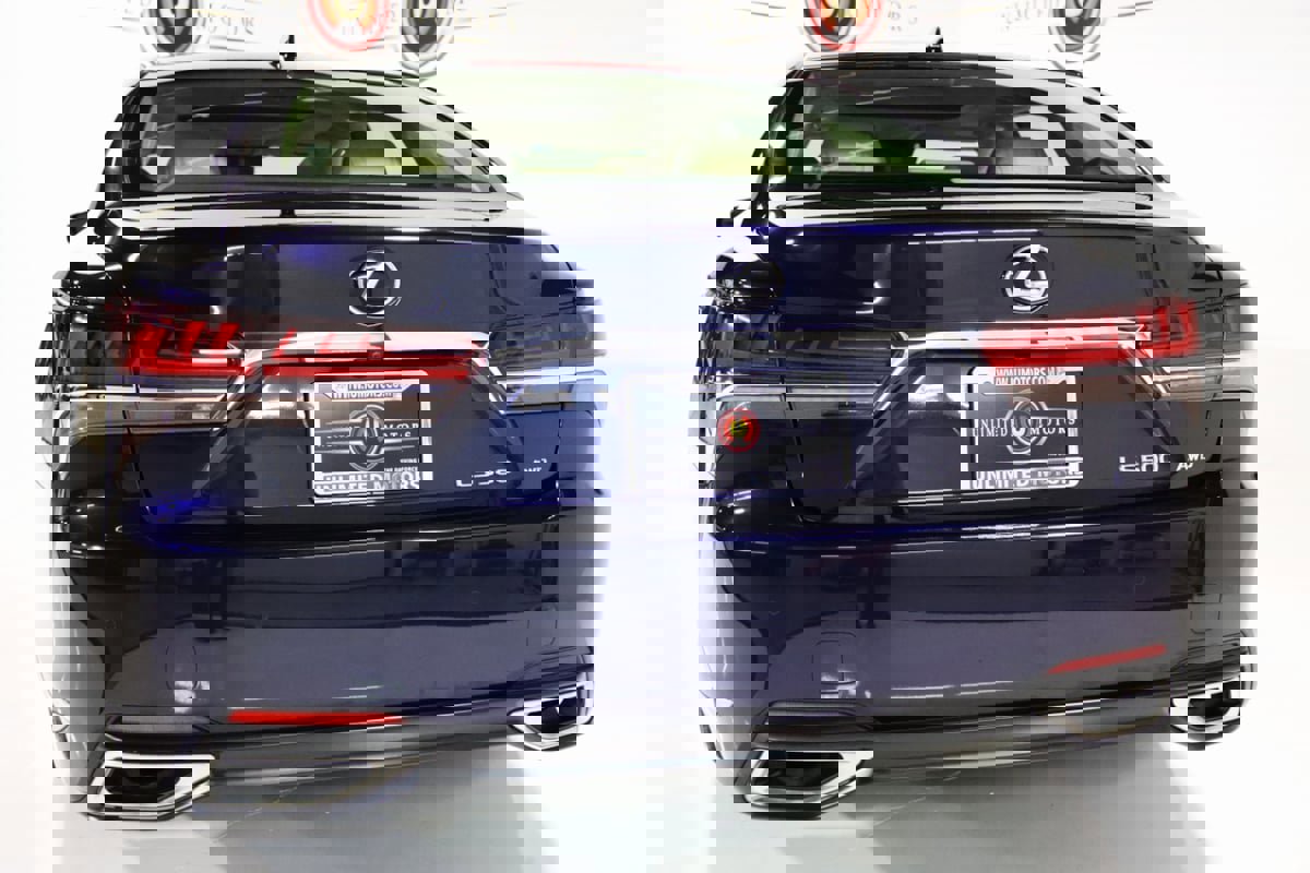 Used 2019 Lexus LS 500 AWD image 28