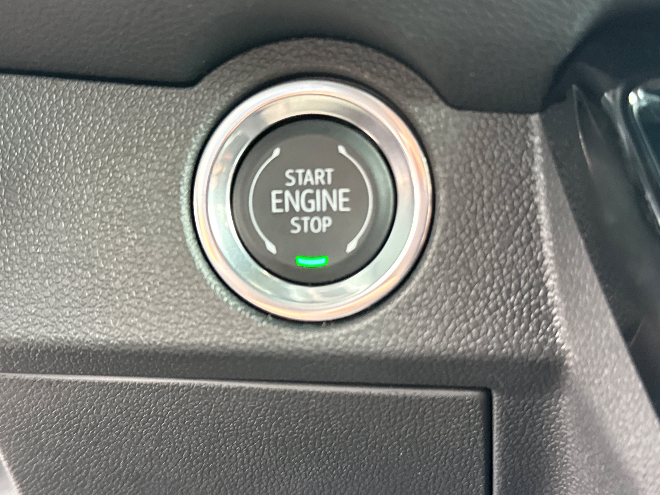 Used 2026 Chevrolet Traverse LT FWD image 36