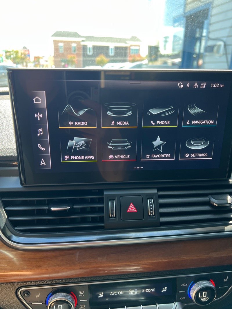 Used 2022 Audi Q5 2.0T Premium w/ Convenience Package image 30