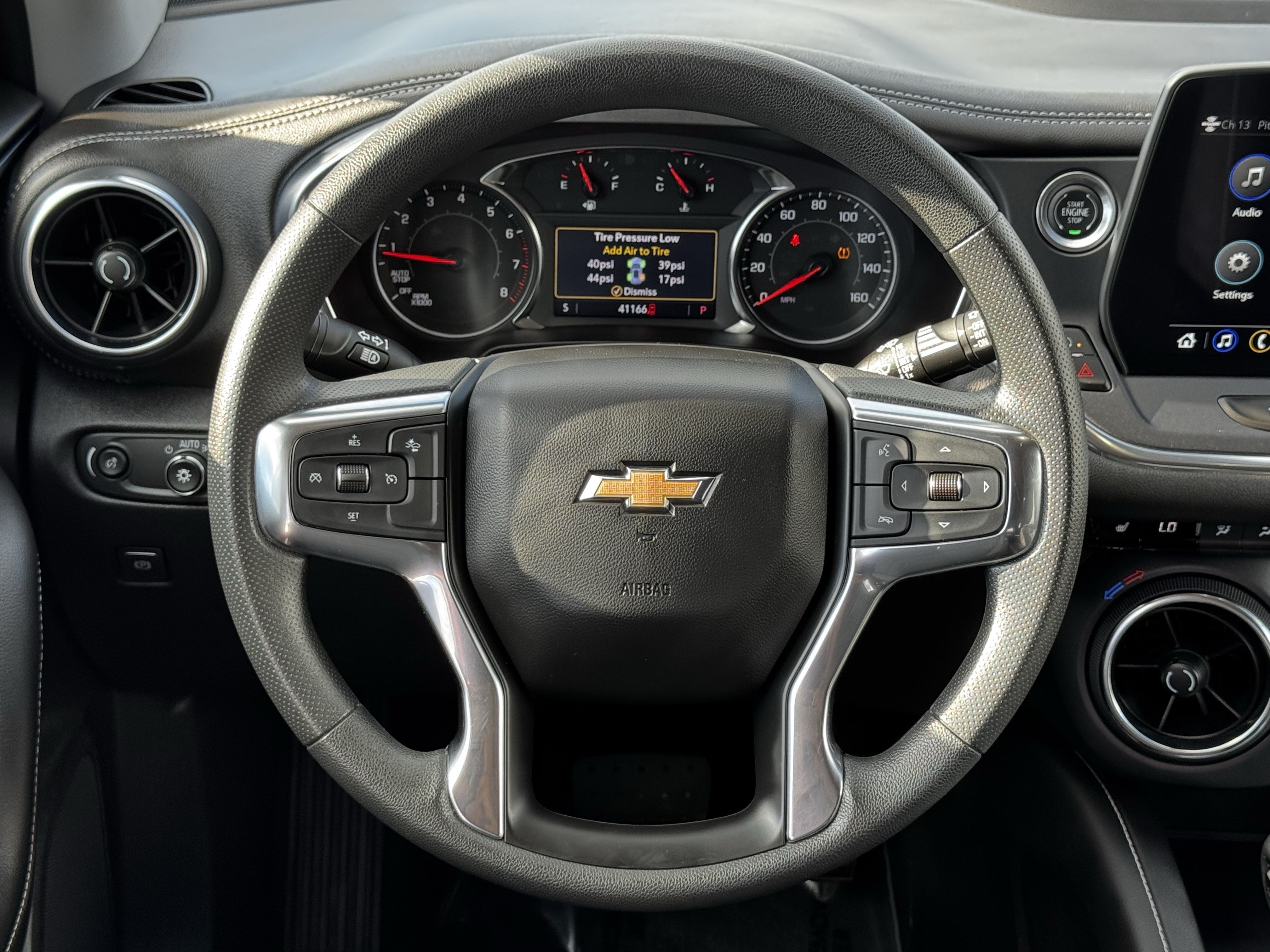 Used 2025 Chevrolet Blazer LT AWD/4WD image 15