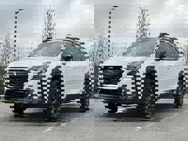 Used 2023 Subaru Outback Onyx Edition image 19