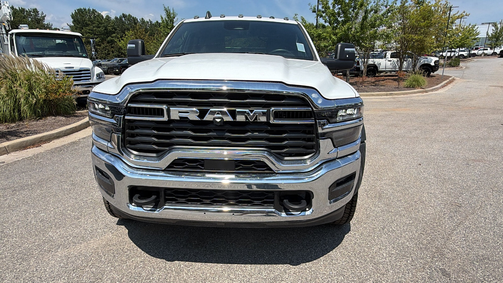 New 2026 RAM 4500 Tradesman AWD/4WD image 3