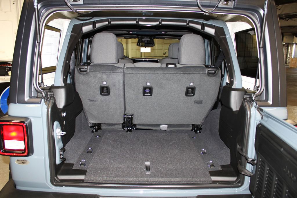 New 2026 Jeep Wrangler Sport S image 29