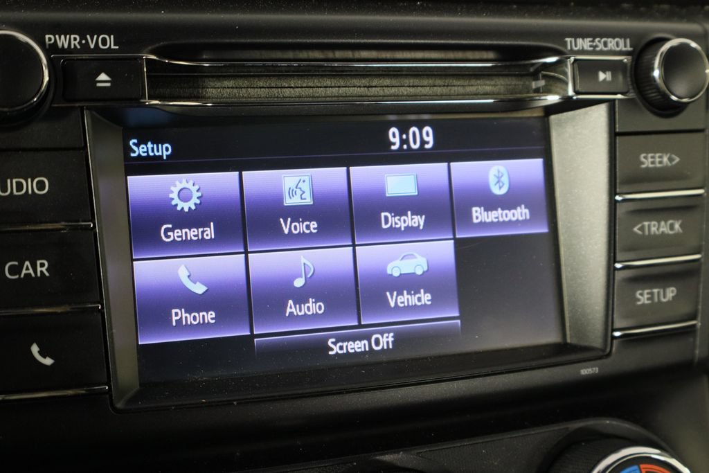 Used 2017 Toyota RAV4 LE FWD image 32
