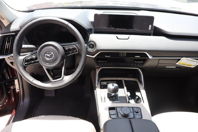 New 2026 MAZDA CX-90 Plug-In Hybrid w/Premium Sport AWD/4WD image 19