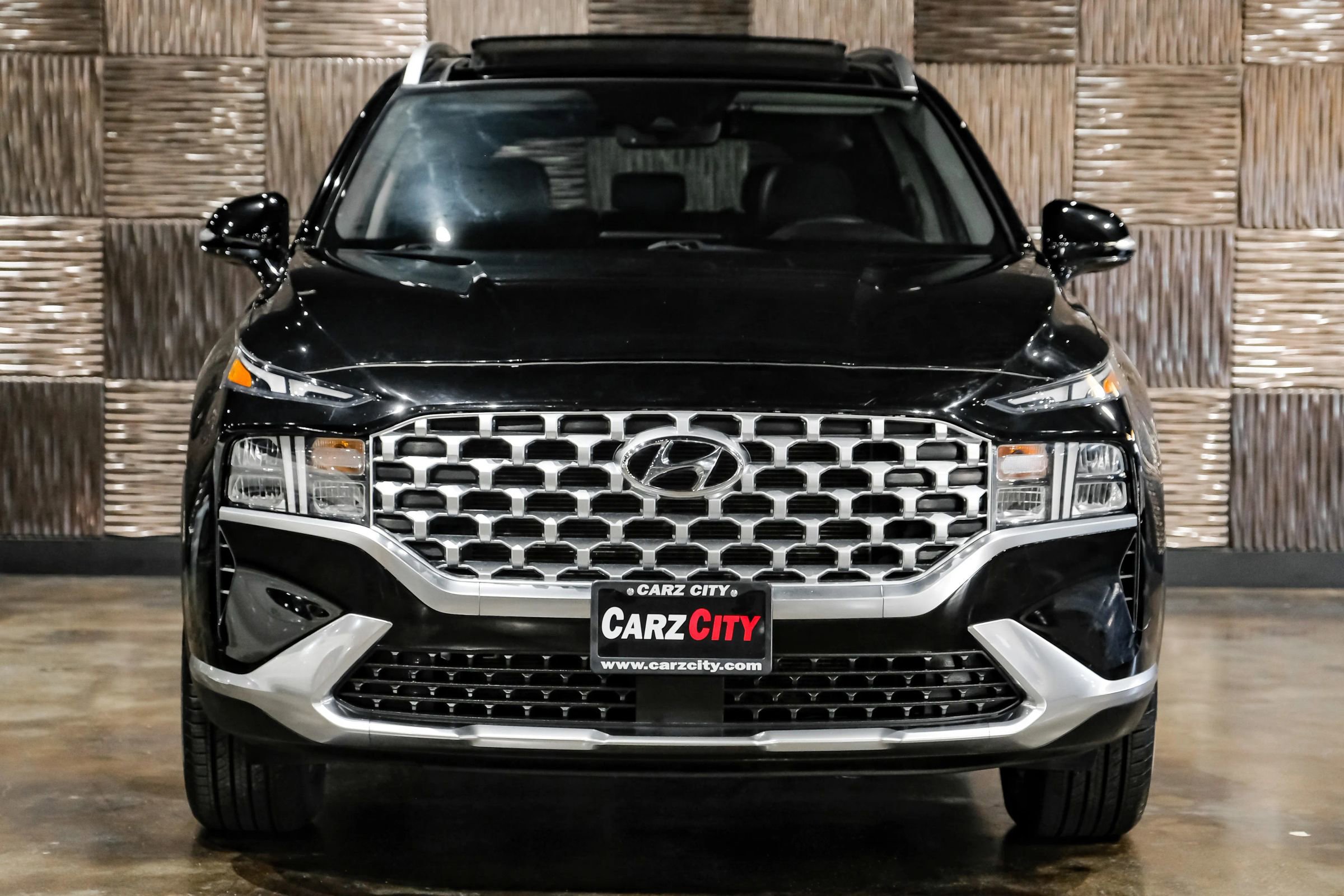 Used 2021 Hyundai Santa Fe SEL w/ Convenience + Premium Package AWD/4WD image 6